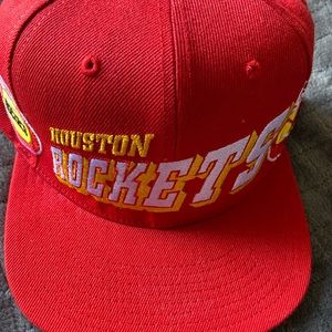 Mens NWT Mitchell & Ness HOUSTON ROCKETS Adjustable Hat. RED & Yellow
